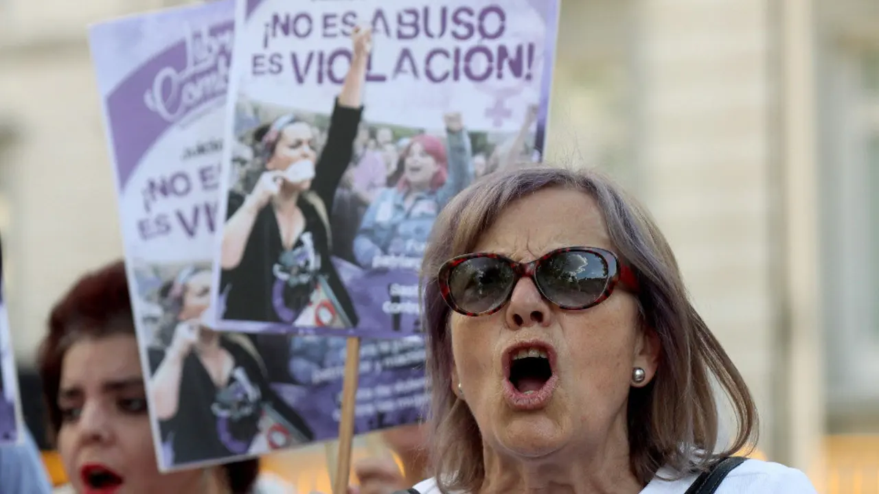 Protesta contra la violencia sexual cometida contra las mujeres. ARCHIVO