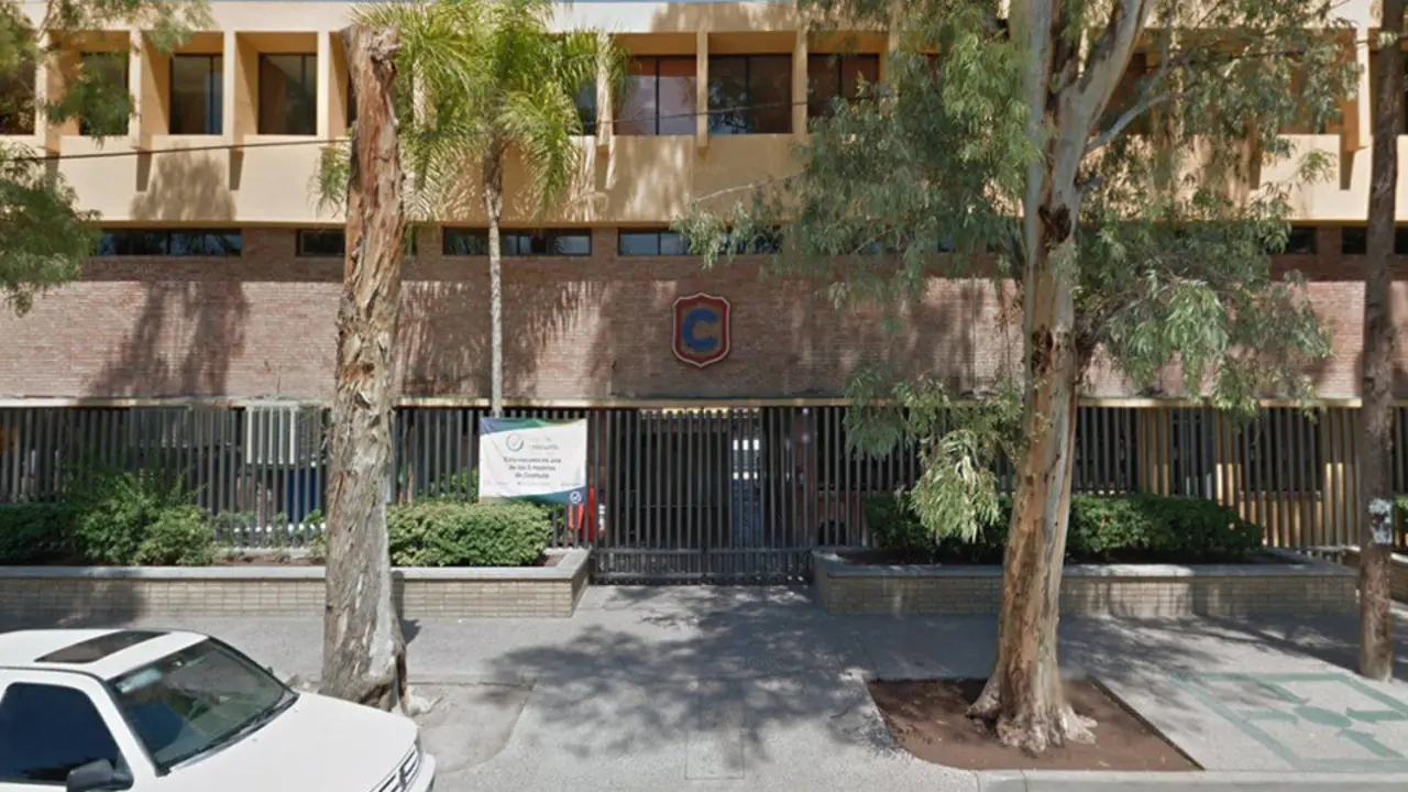 Fachada do colexio onde se rexistrou o tiroteo. GSV