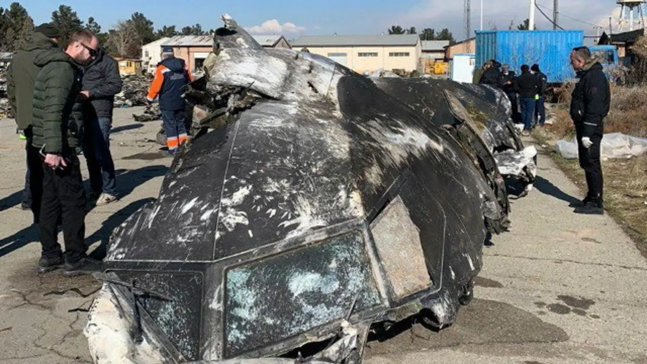 Restos do avión ucraíno. EFE