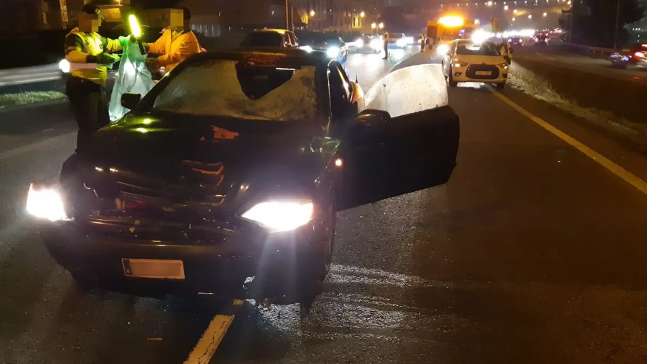 El coche implicado en el atropello. GUARDIA CIVIL DE PONTEVEDRA