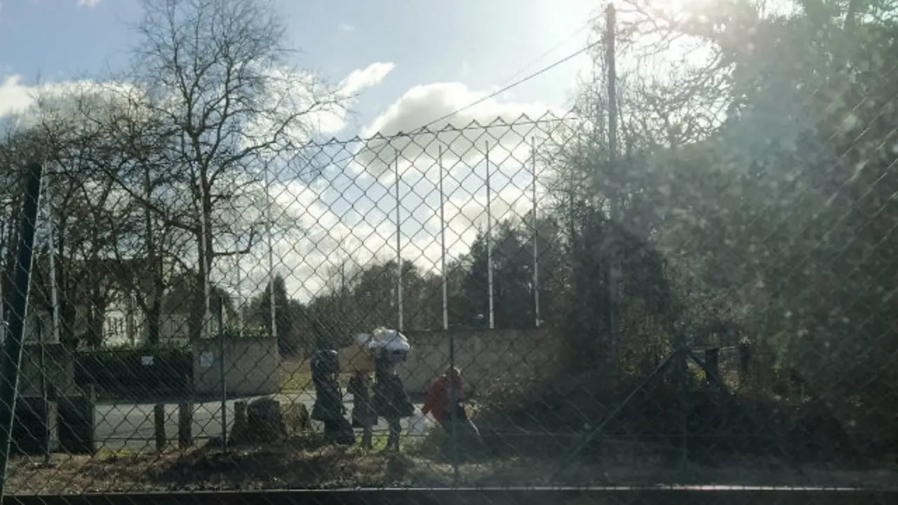 Los jubilados, con su botín. EP