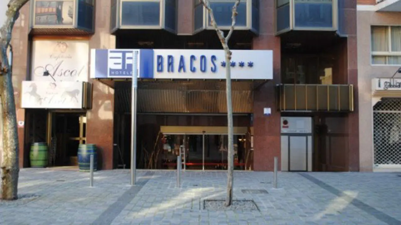 El hotel Los Bracos, en el que ha aparecido el cuerpo de la niña GSV