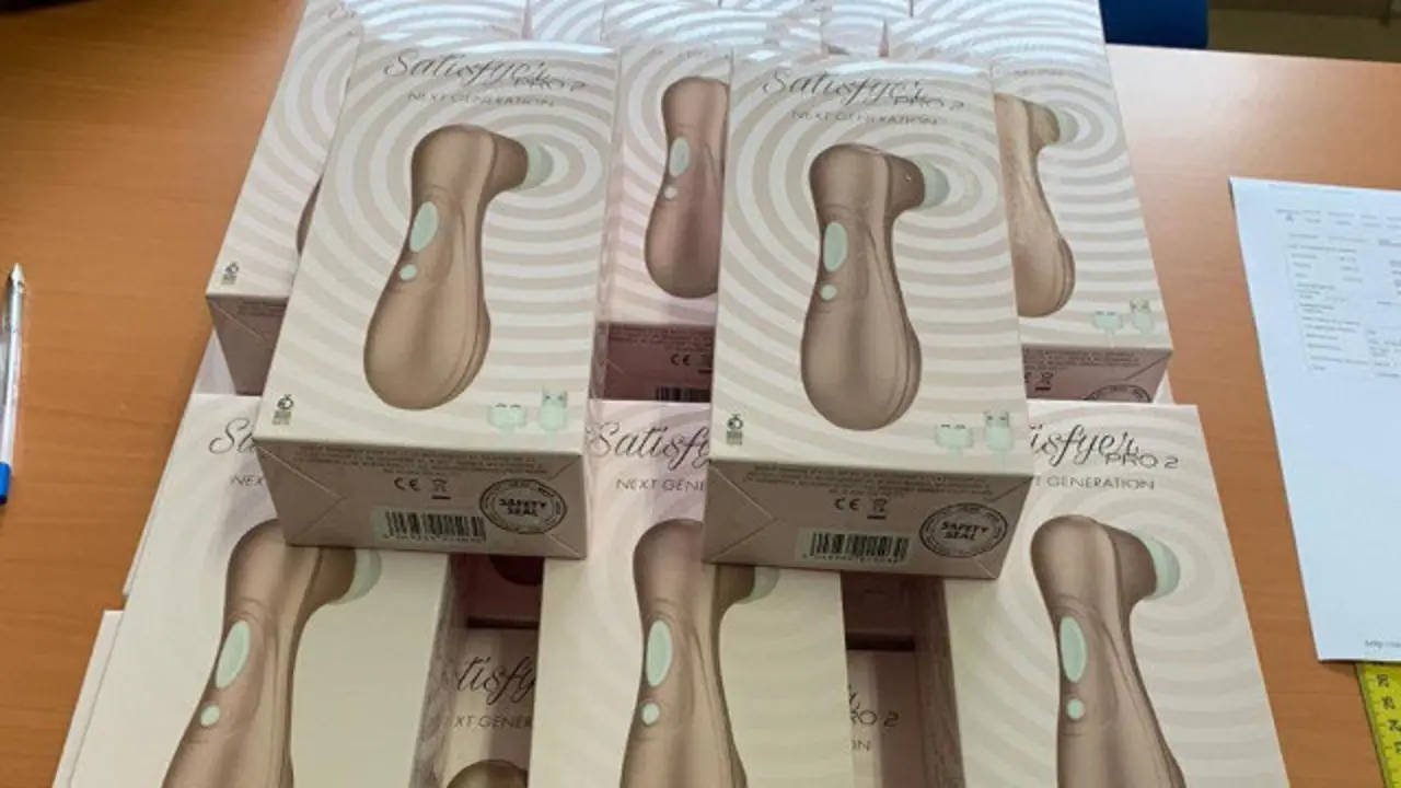 Cajas de Satisfyer recuperadas. GUARDIA CIVIL