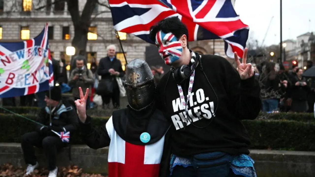 Partidarios del Brexit se manifiestan en las calles de Londres. NEIL HALL EFE