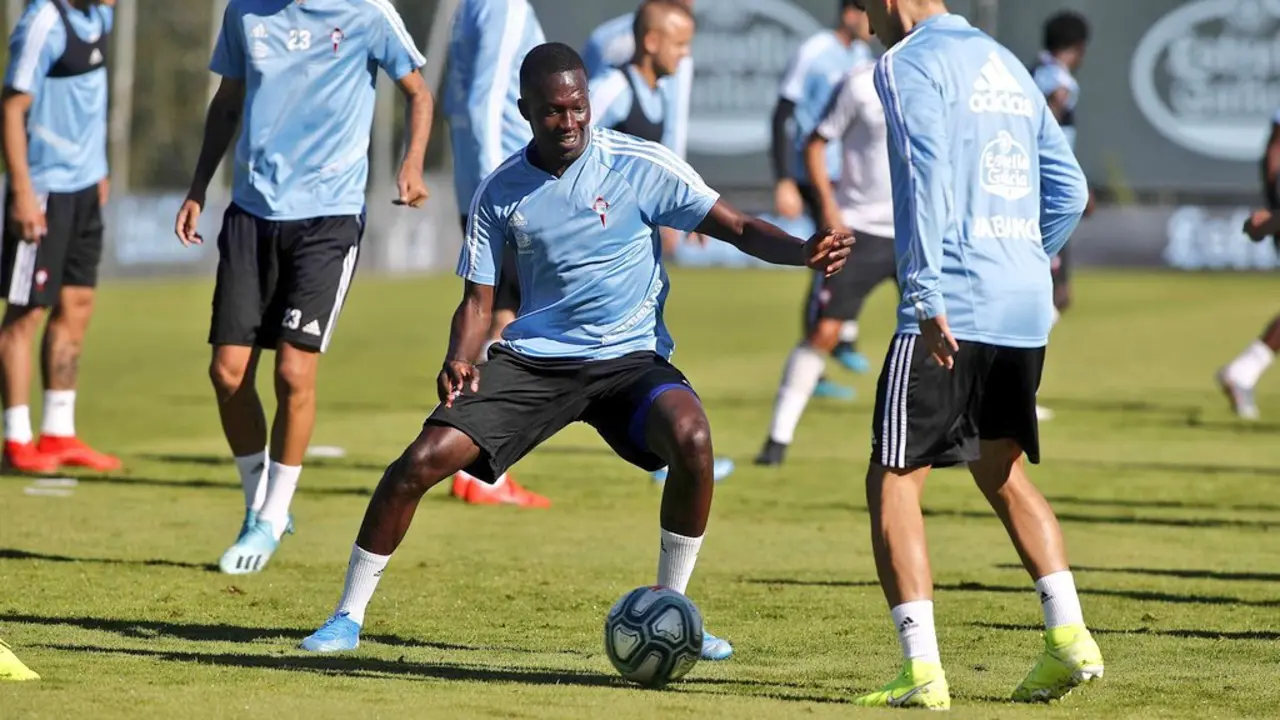 Pape Cheik, en un entrenamiento. AEP