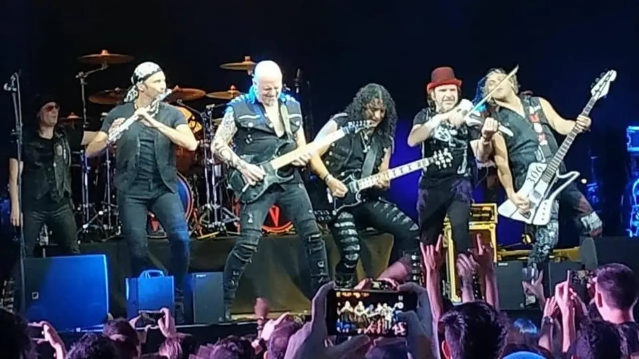 El grupo Mägo de Oz durante un concierto. EP