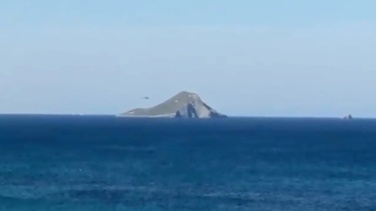 Lugar en el que se estrelló el avión. FERNANDO GARCÍA (@superalpe)