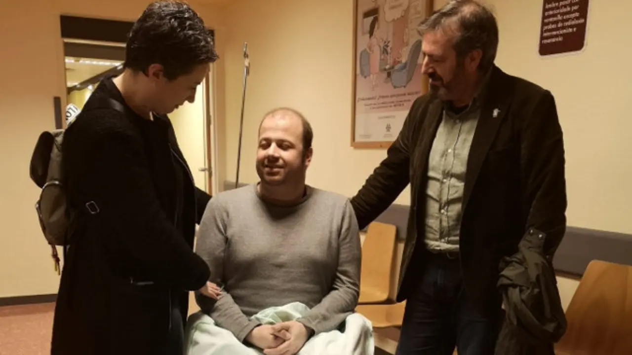 Manuel Fariña, acompañado por Luís Bará y xxxx.DP