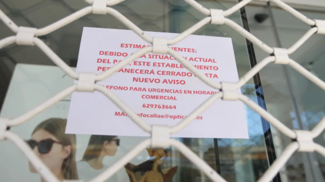 Comercio pechado polo coronavirus. AIDA SOENGAS