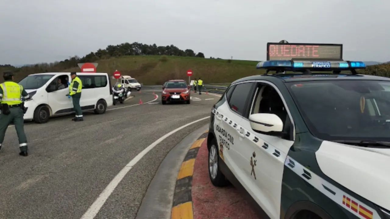 Generated by  IJG JPEG Library