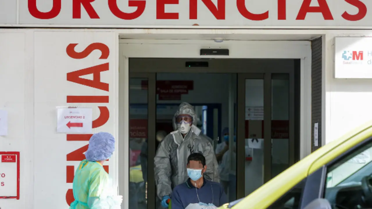 La entrada de Urgencias del Hospital Princesa de Madrid. RICARDO RUBIO