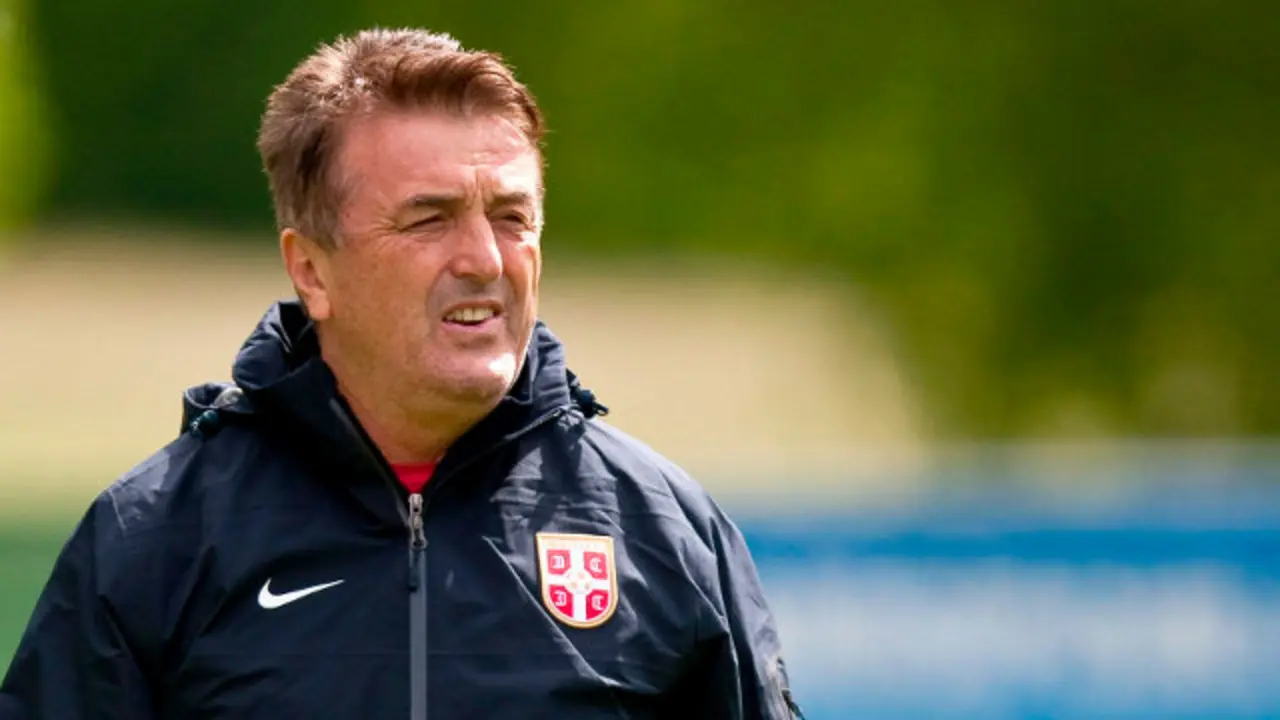 Radomir Antic, durante un entrenamiento de Serbia, en 2010.AEP