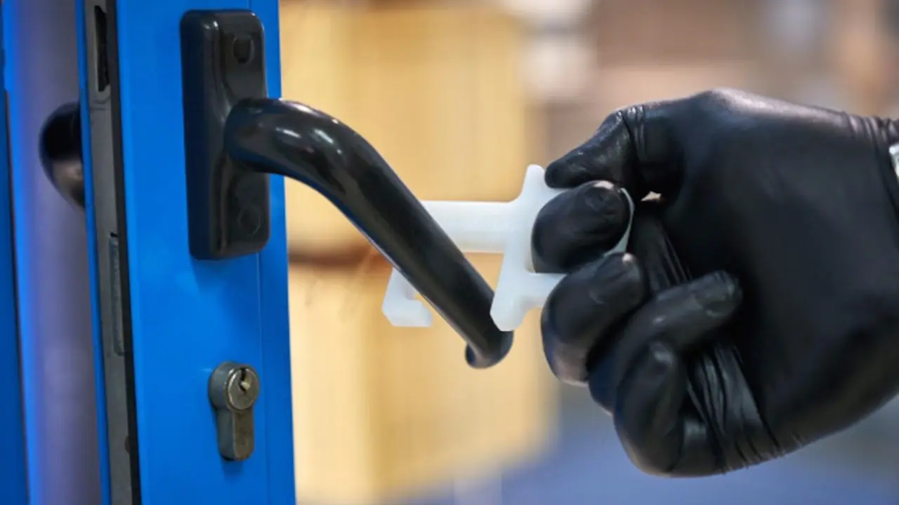 Generated by  IJG JPEG Library