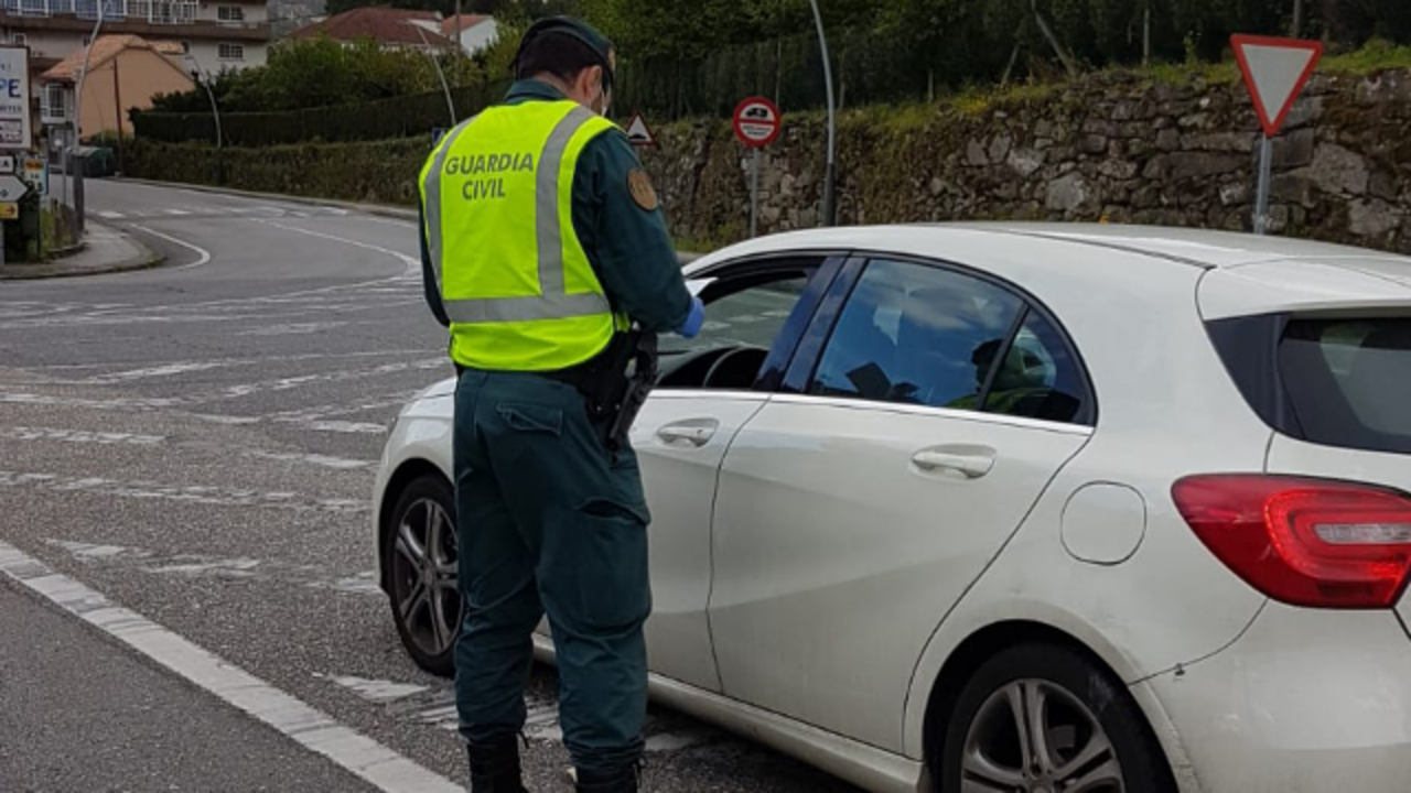 El condutor viajaba en turismo y después regresó en moto. DP