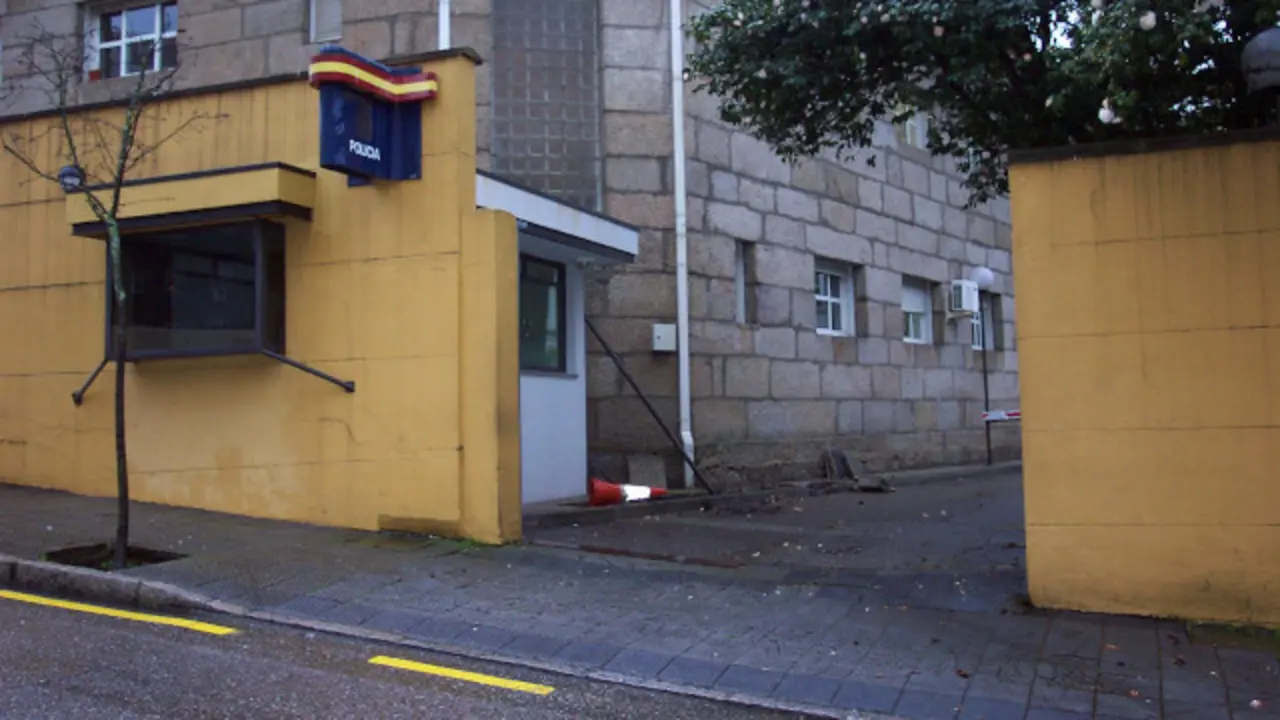 Generated by  IJG JPEG Library