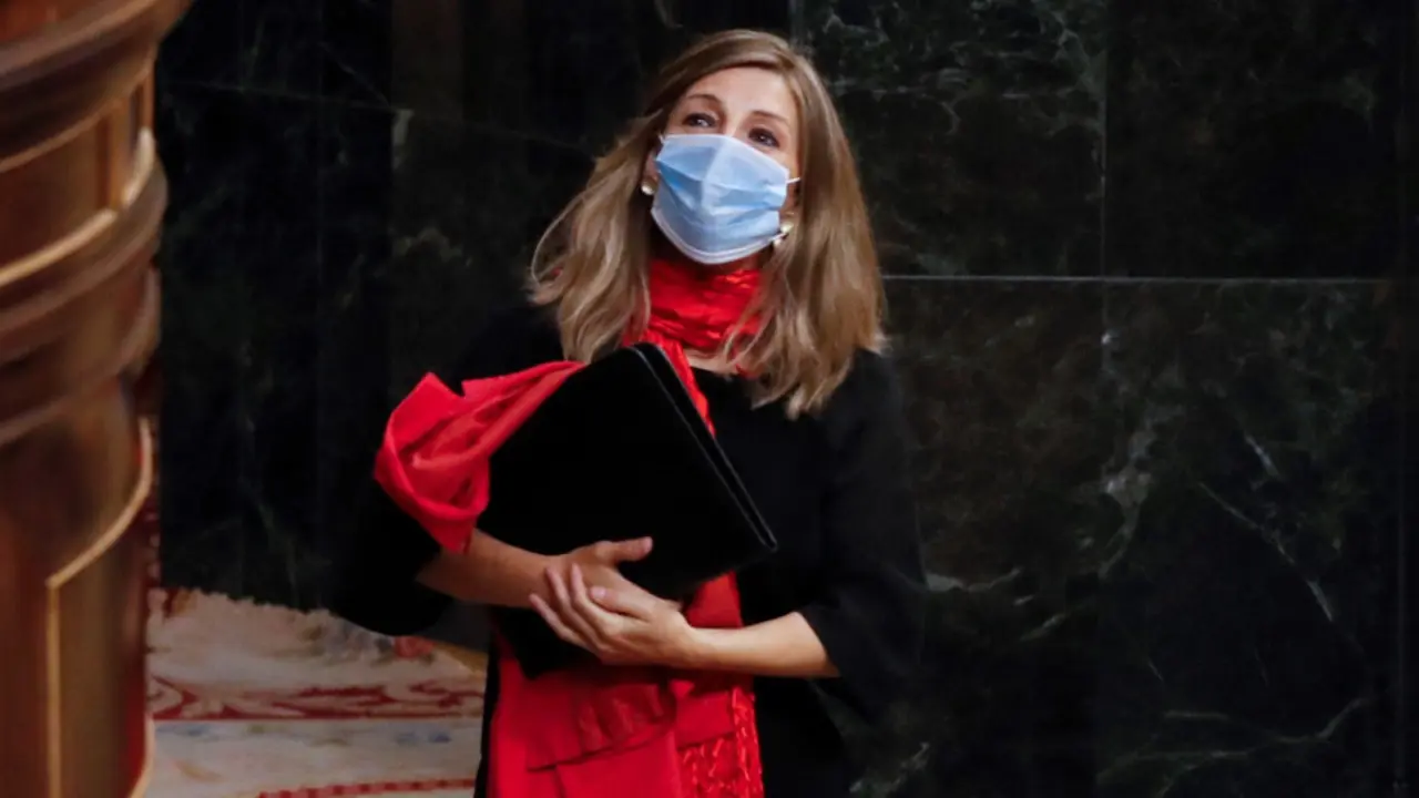 Yolanda Díaz, con mascarilla. EFE