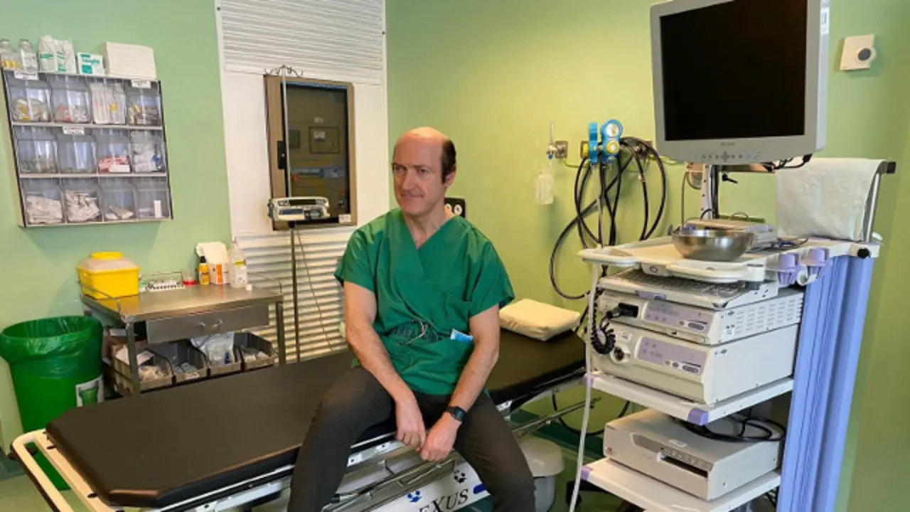 El doctor Adolfo Baloira, jefe de Neumología del Complexo Hospitalario de Pontevedra. EP