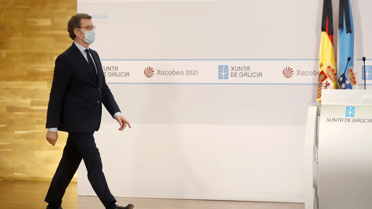 Feijóo, con mascarilla. EFE