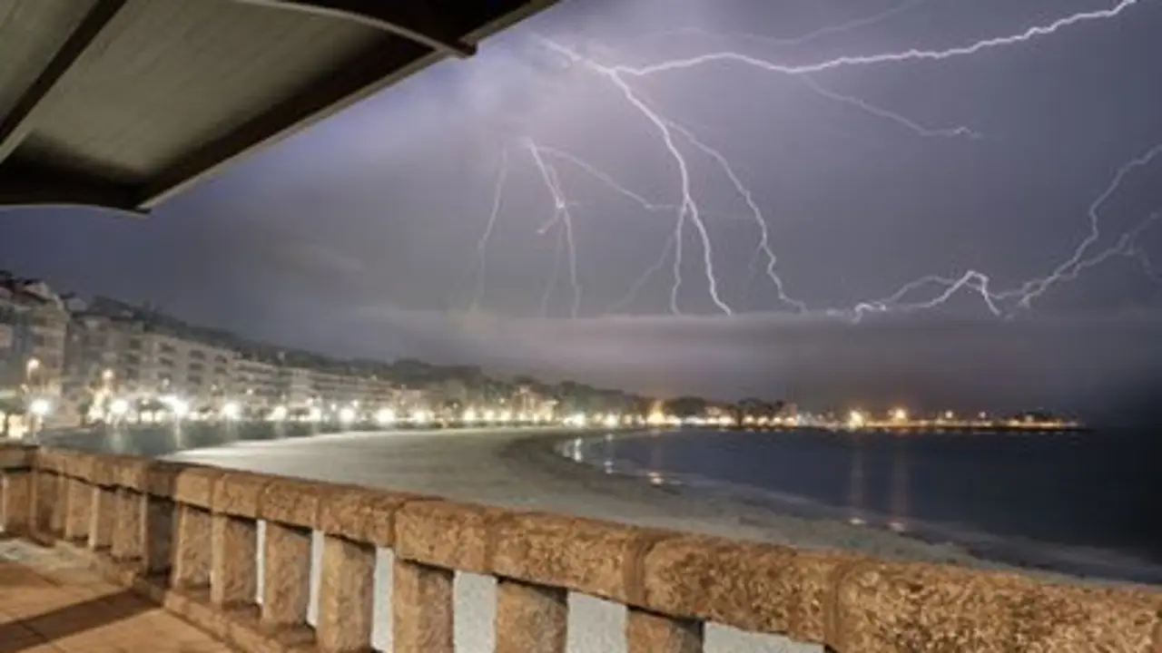 Tormenta este domingo en Sanxenxo. BLACKFRAMEFILM