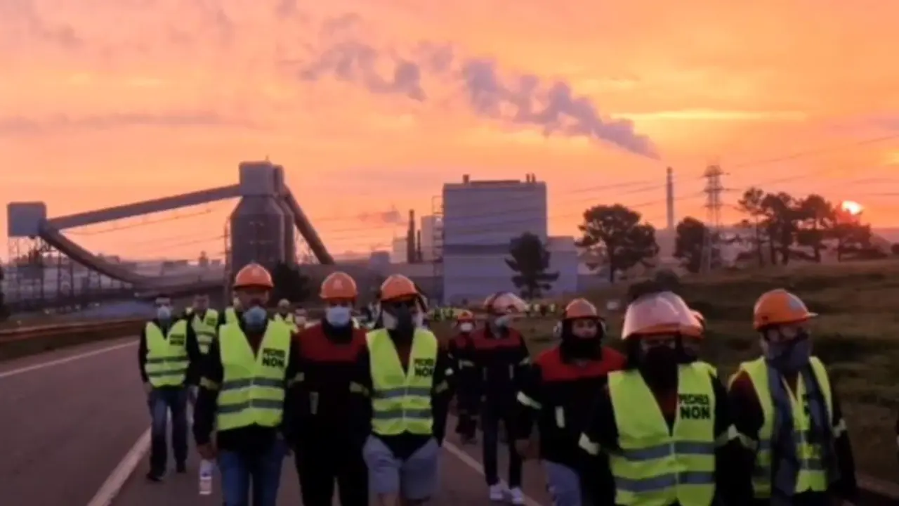 Alcoa amence entre protestas. CEDIDA