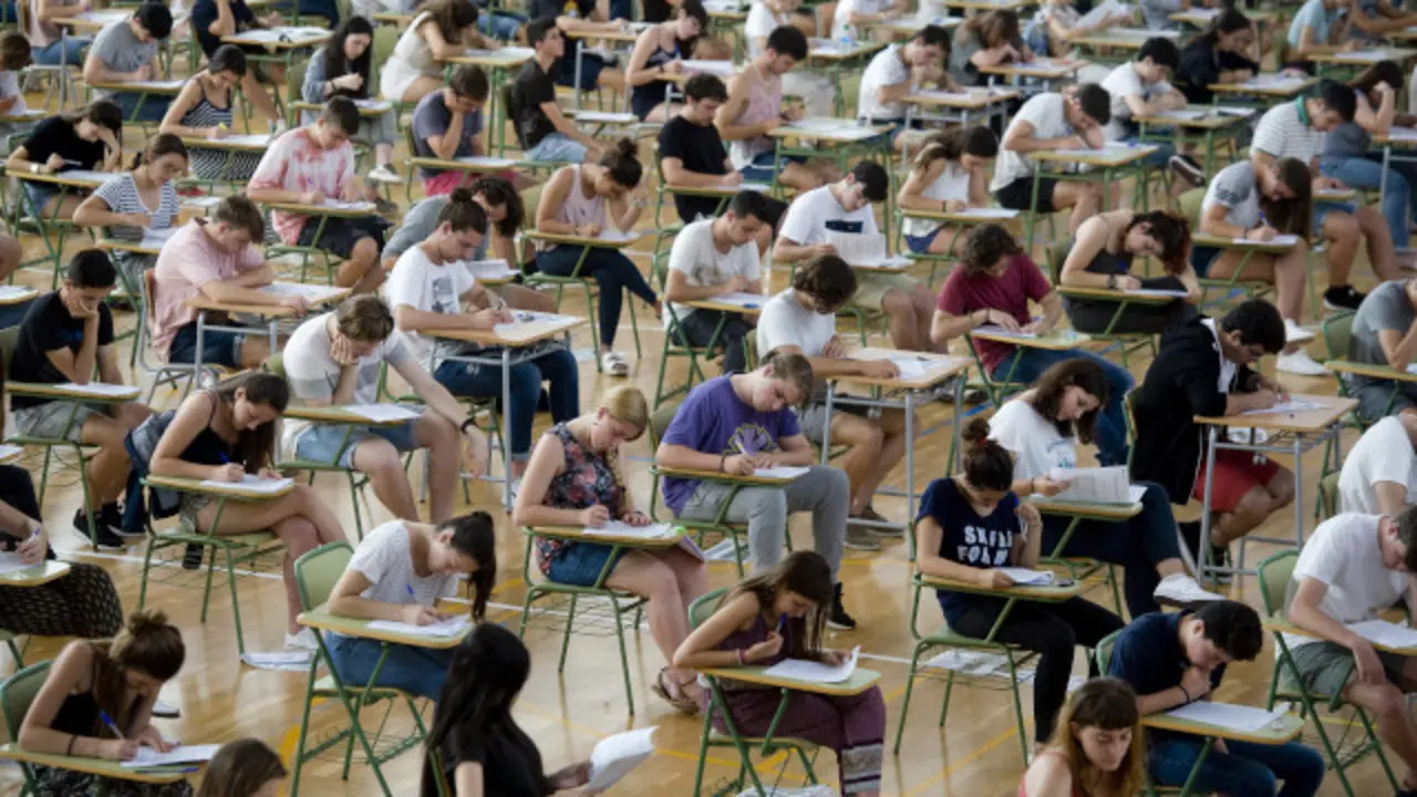 Proc/JFIF/EFE-Calidad:Excelente