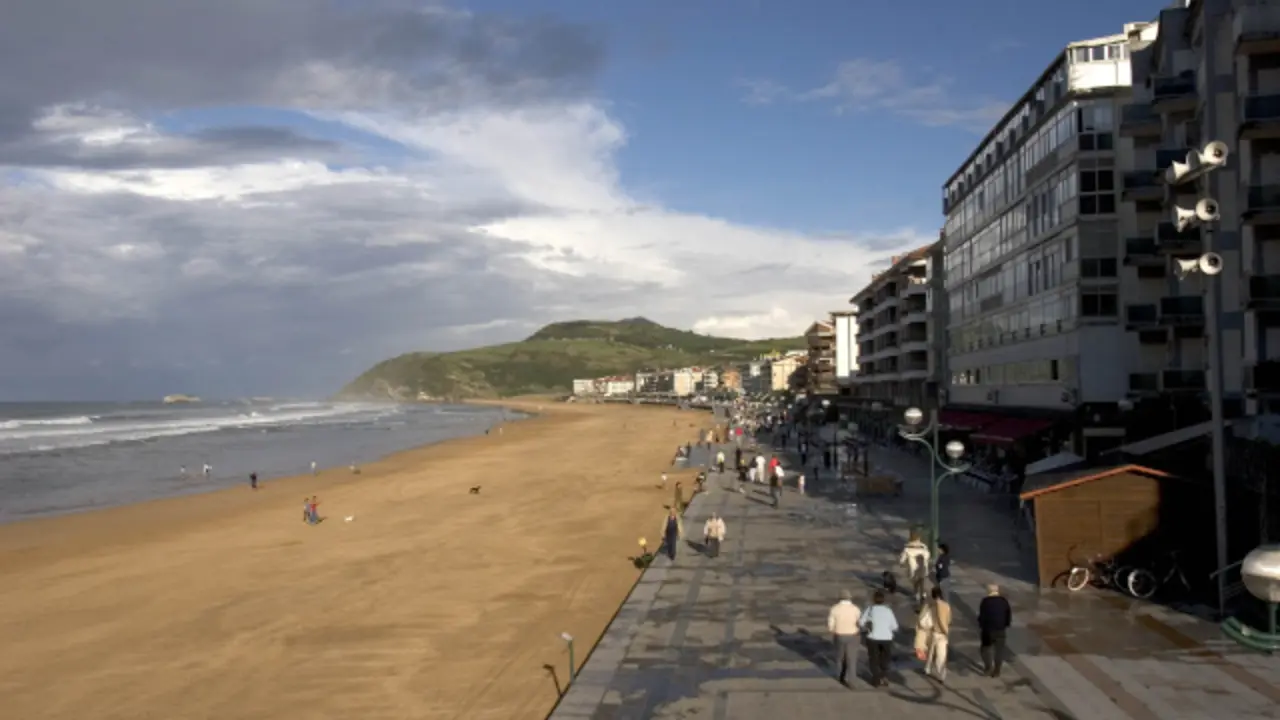 Generated by  IJG JPEG Library