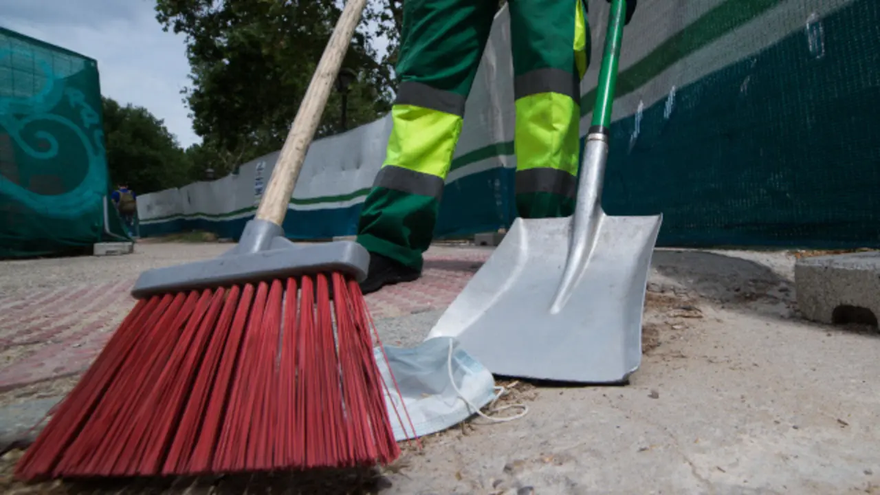 Generated by  IJG JPEG Library