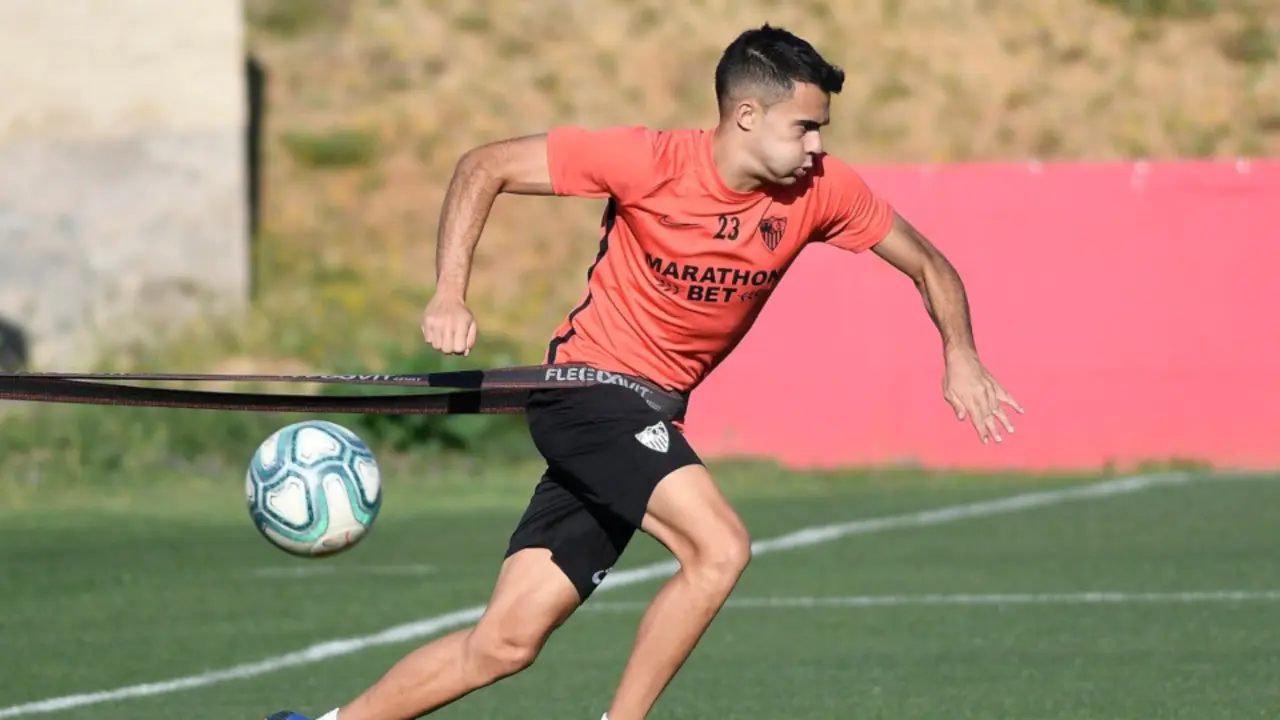 El Sevilla podrá lucir el nombre de su sponsor en su vuelta a la Liga, este jueves. SFC