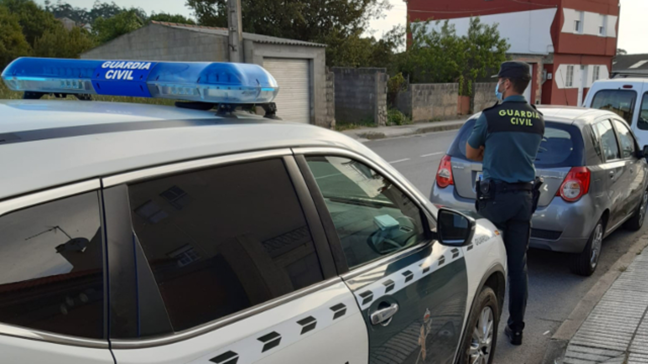 La zona en la que la octogenaria rayó los coches. DP