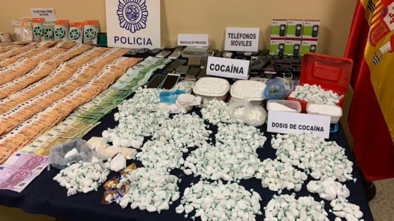 Generated by  IJG JPEG Library