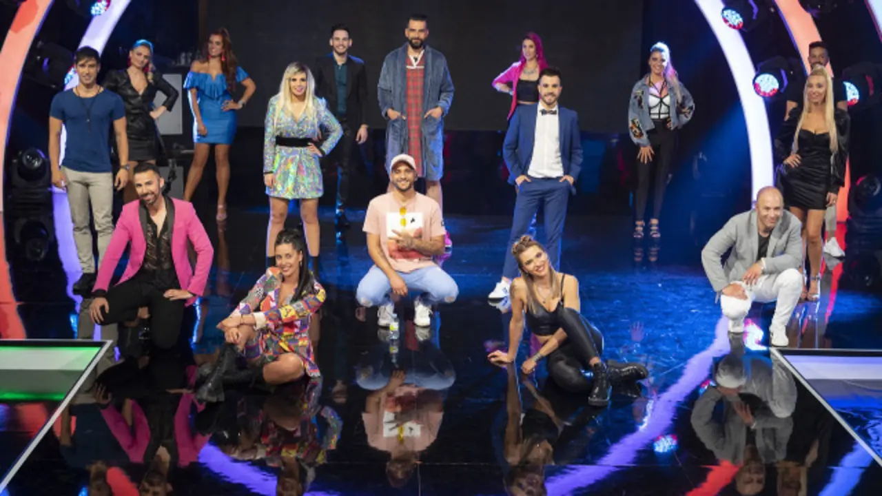 Participantes no programa 'A liga dos cantantes extraordinarios'. EP