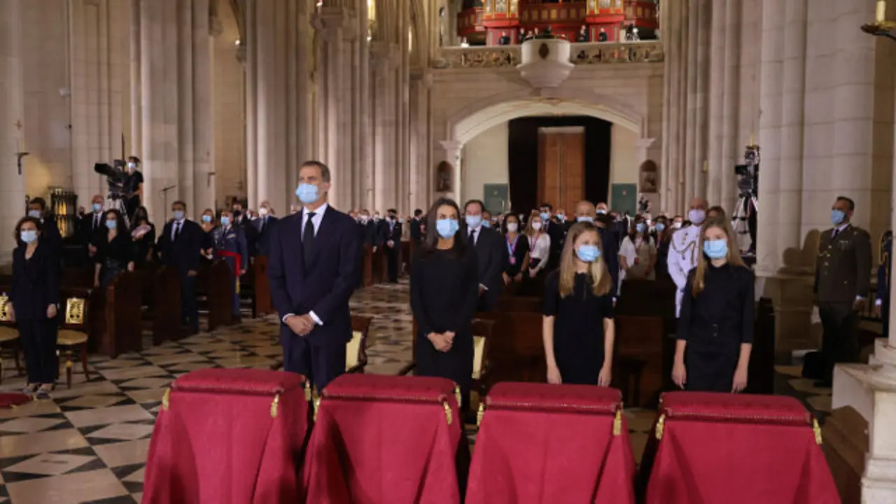 Funeral polas v&iacute;timas do Covid na Almudena. JUANJO MART&Iacute;N (Efe)