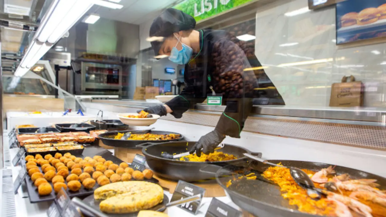 Generated by  IJG JPEG Library