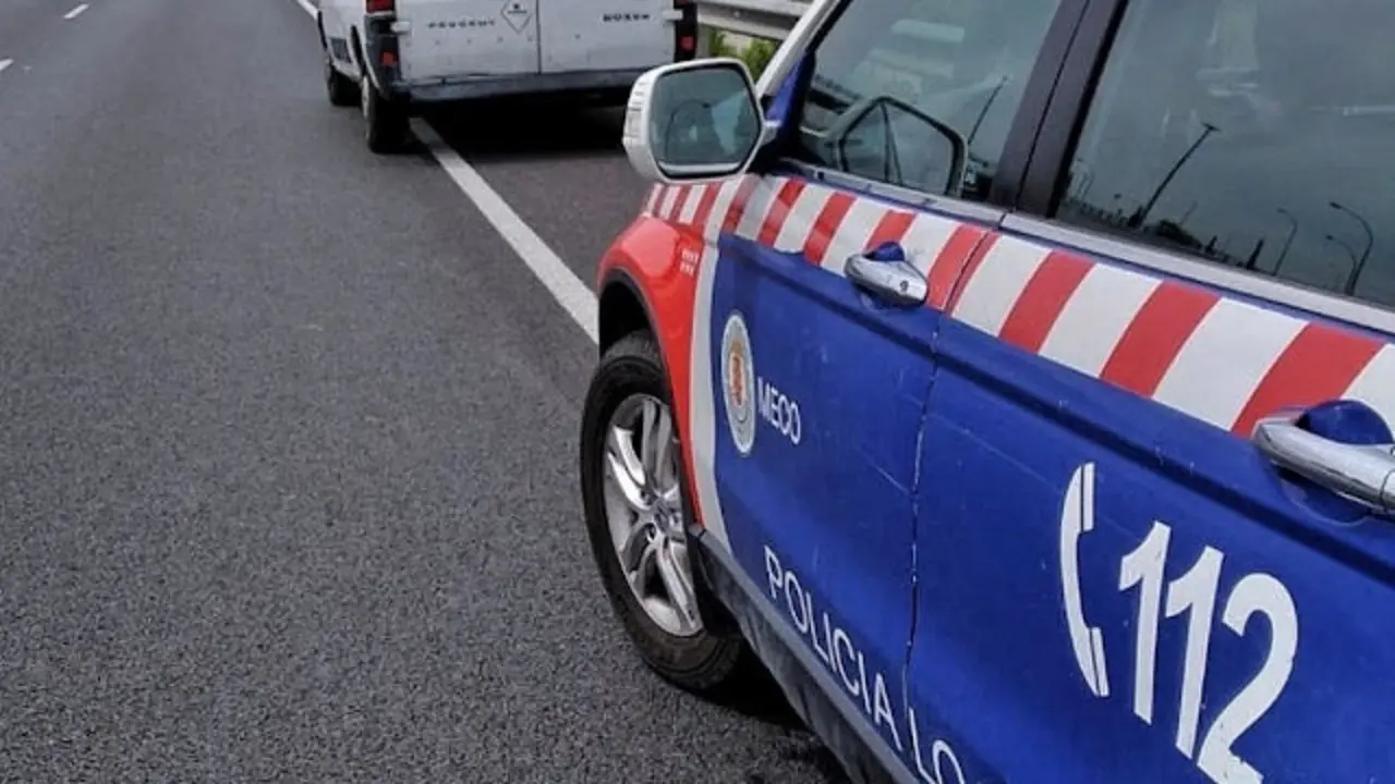 Generated by  IJG JPEG Library