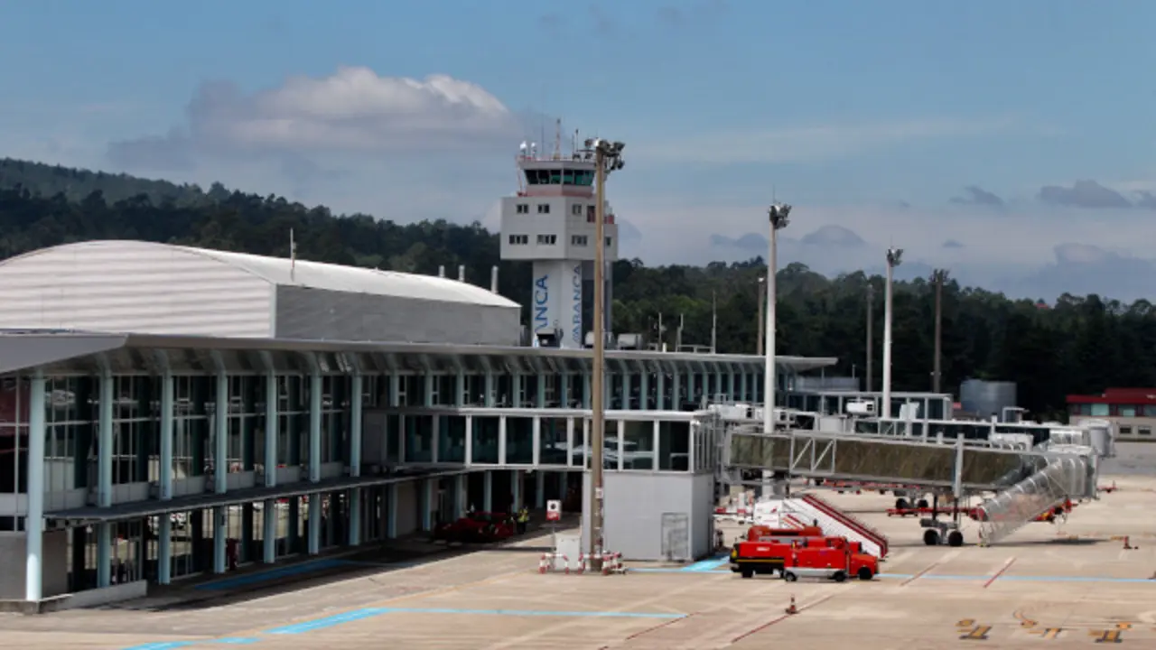 Generated by  IJG JPEG Library
Generated by  IJG JPEG Library