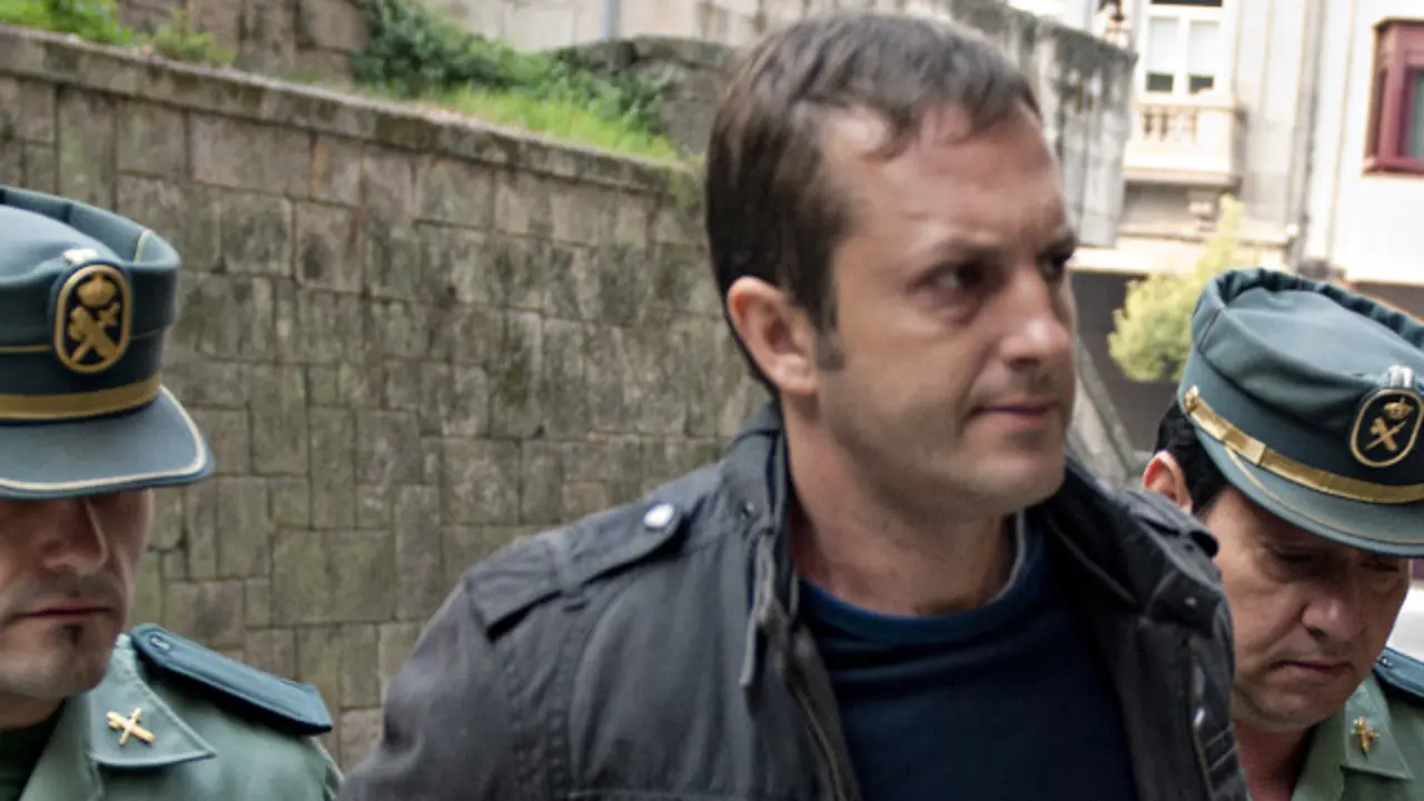 Generated by  IJG JPEG Library
Generated by  IJG JPEG Library