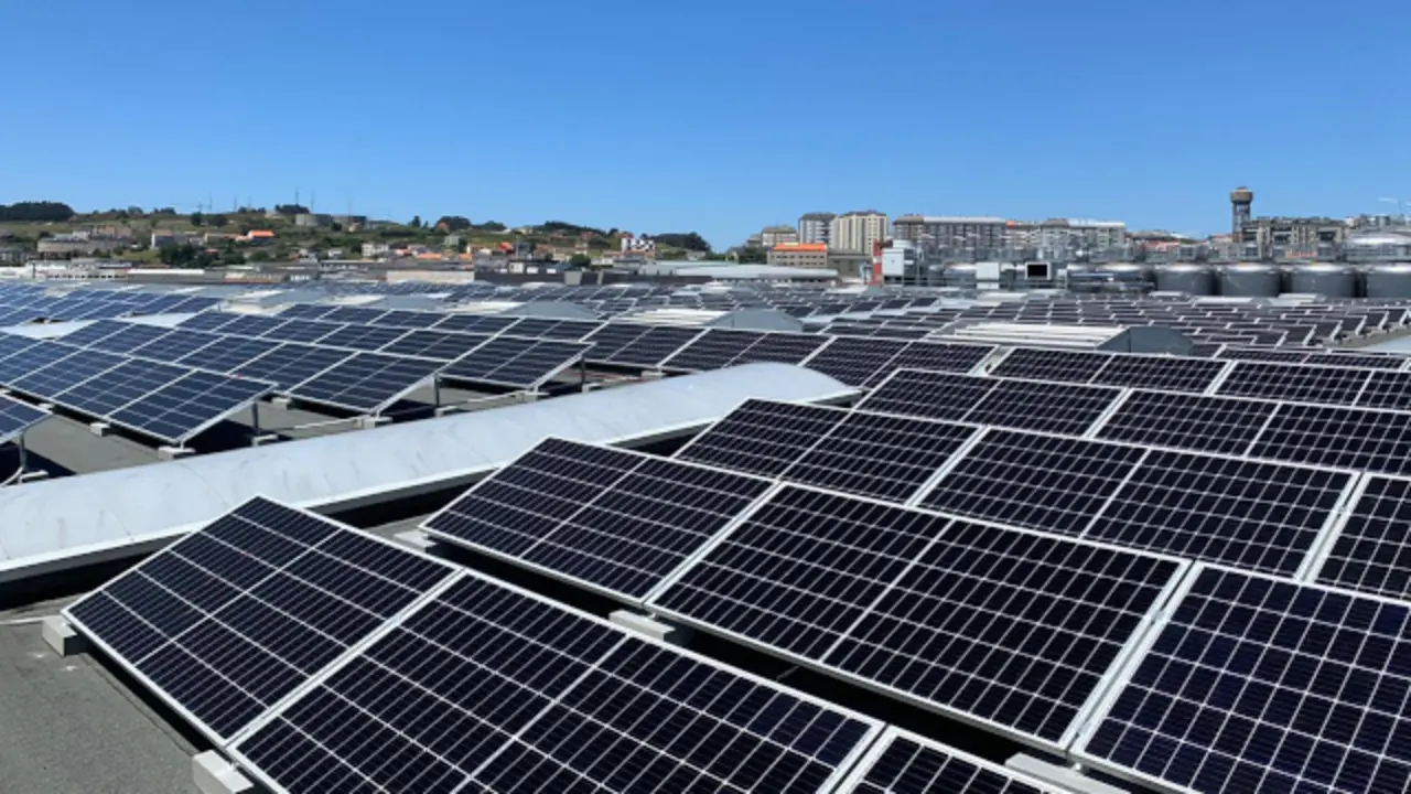 Generated by  IJG JPEG Library