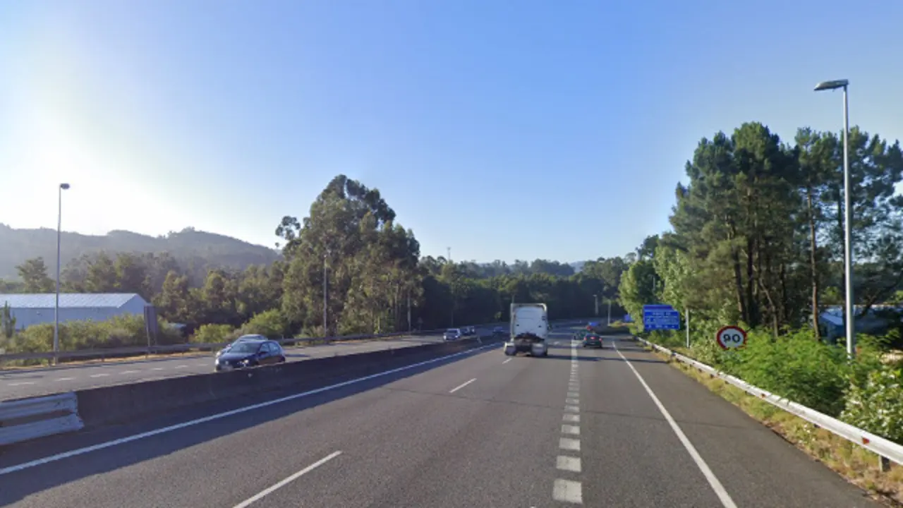 Tramo de la A-55 a su paso por Sanguiñeda, en Mos. GSV