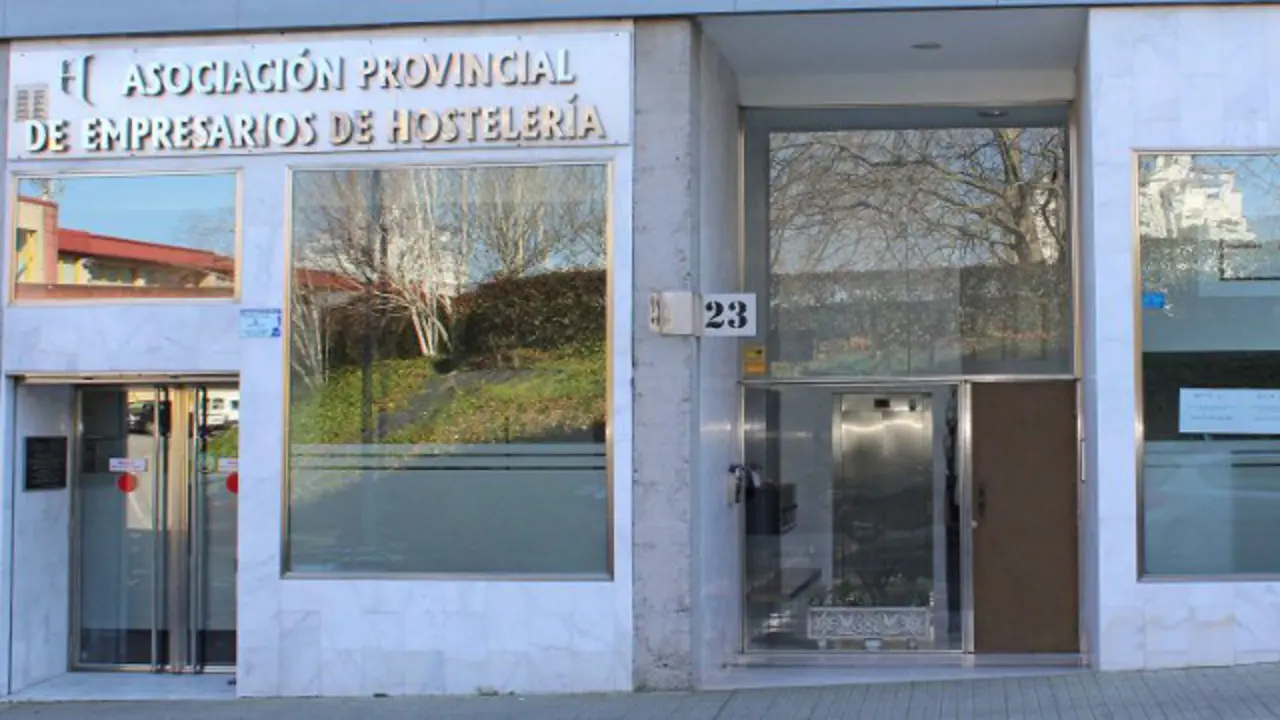 La sede de la Asociaci&oacute;n Provincial de Empresarios de Hosteler&iacute;a. EP