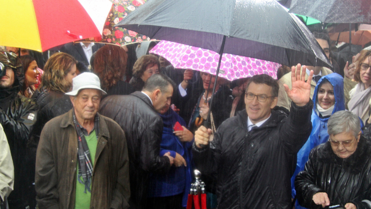Toma de posesión de Feijóo en 2016 en el Obradoiro. ARCHIVO