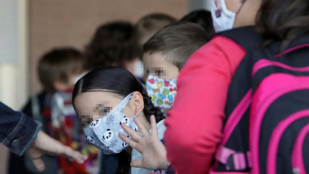 Vuelta al cole en Santiago. XOÁN REY