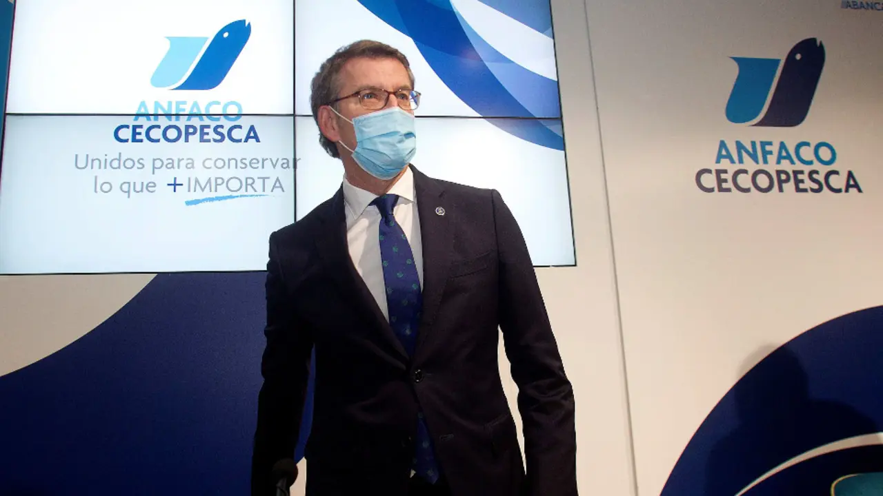 Feijóo, en el acto de entrega de las medallas de Anfaco. EFE