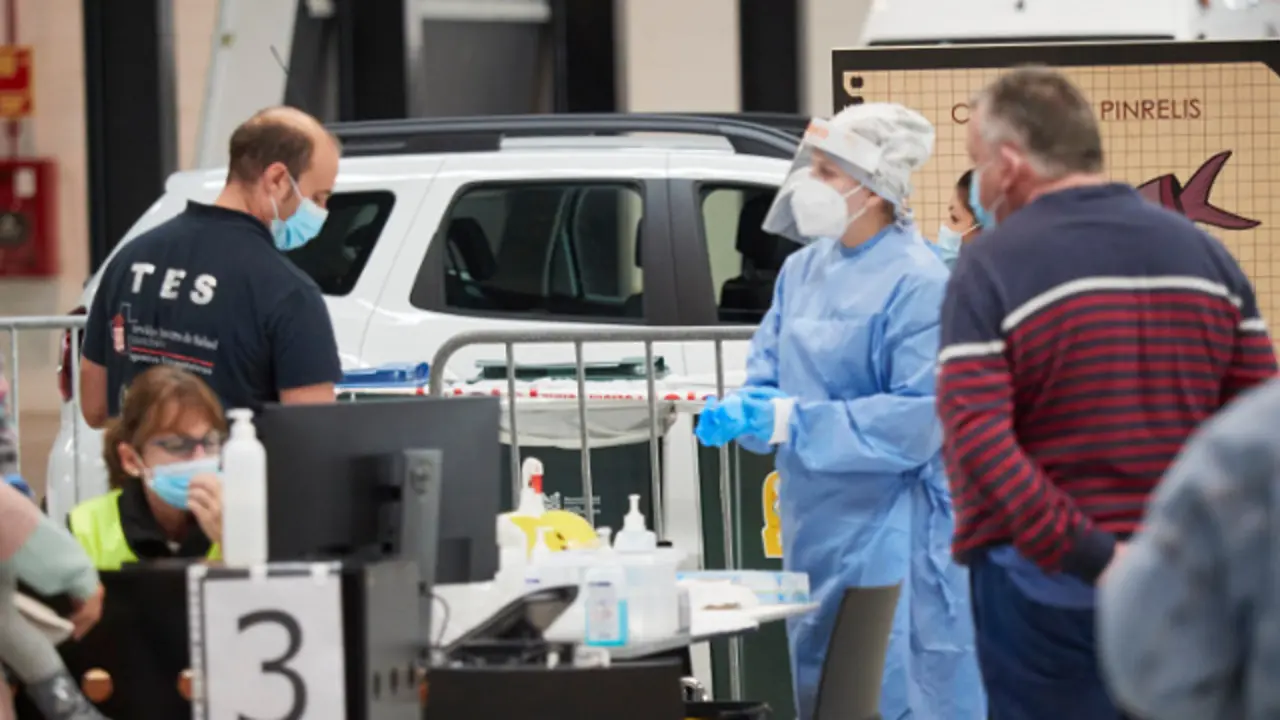 Recinto Ferial de Navarra, en Pamplona, donde se realizan pruebas PCR. EP