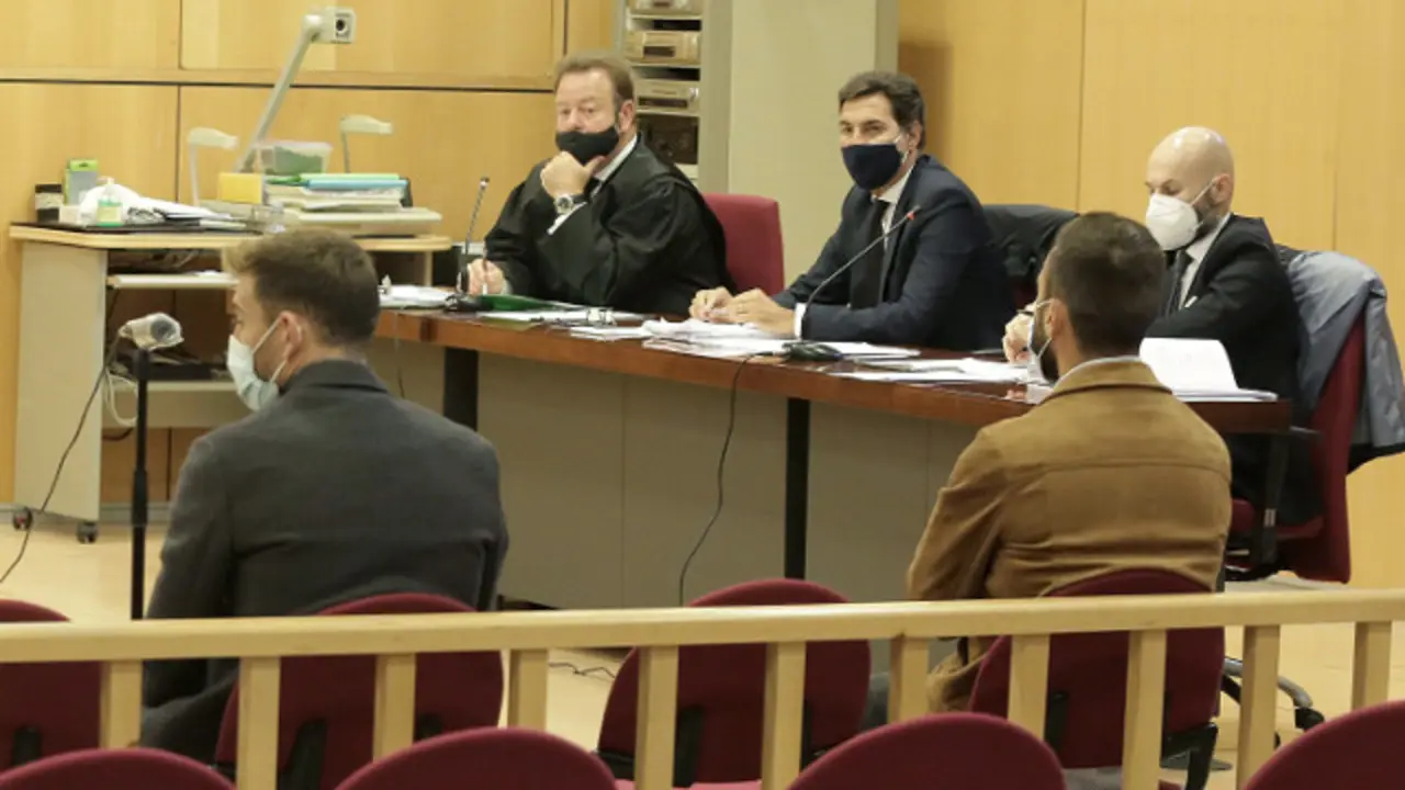 Enrich y Luna, durante el juicio. EFE