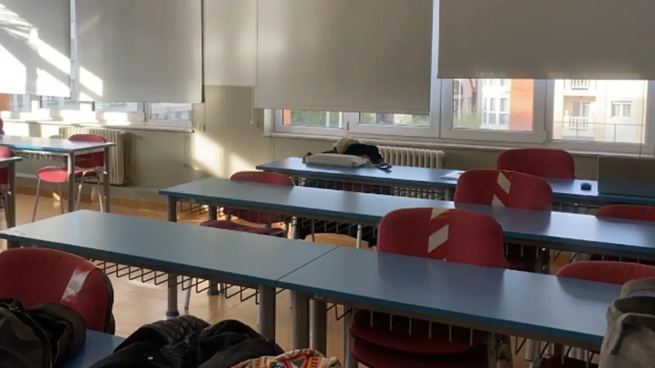 Generated by  IJG JPEG Library