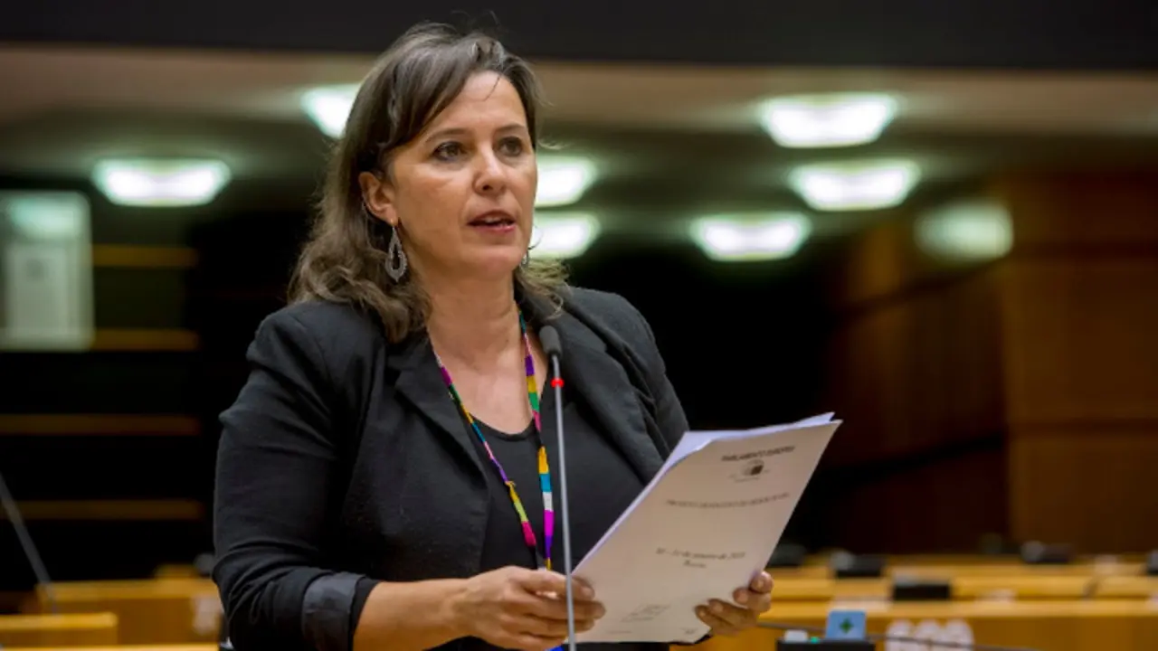 Generated by  IJG JPEG Library