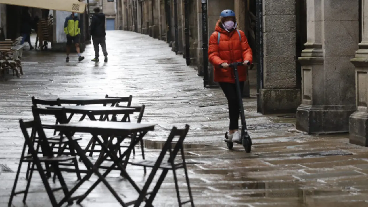 Una calle de Santiago. EFE