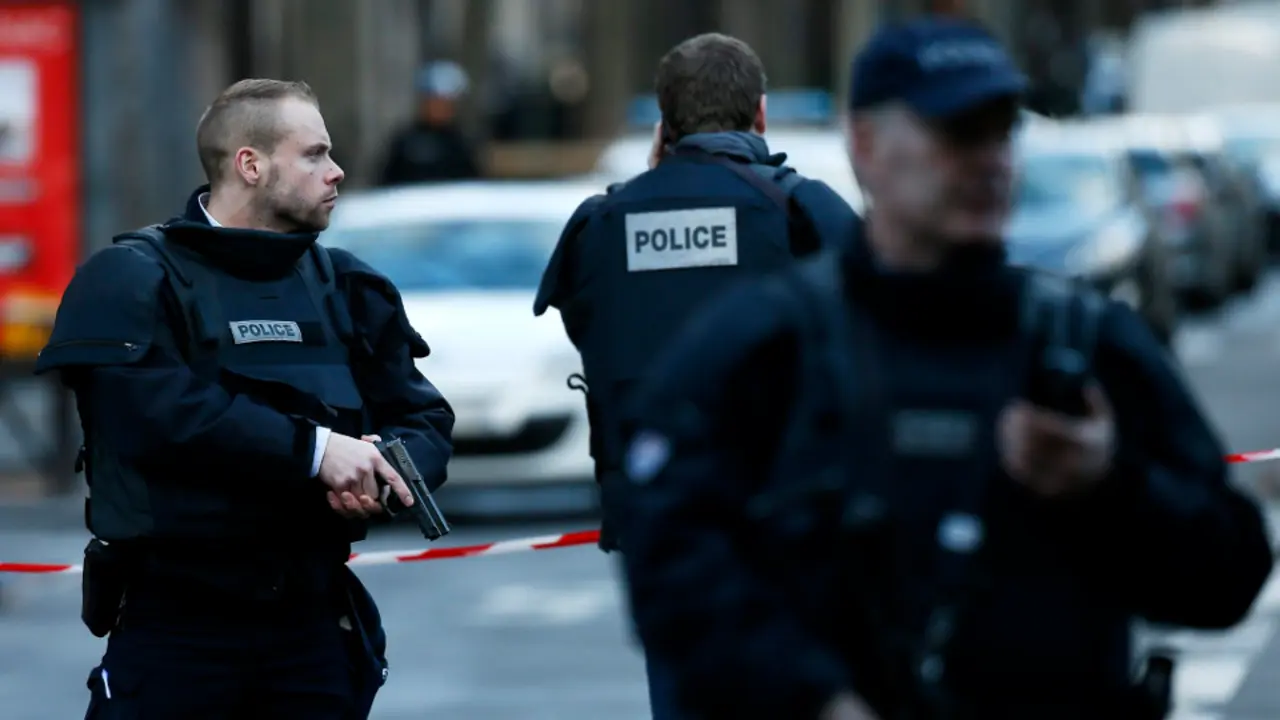 Imaxe de arquivo de policías franceses. AEP