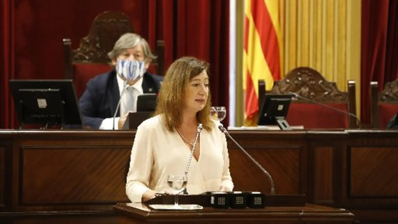 Francina Armengol durante una comparecencia. EFE