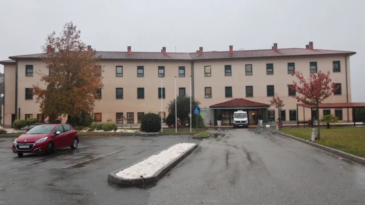 Exterior de la residencia DomusVi de Ribadumia. RAFA FARIÑA